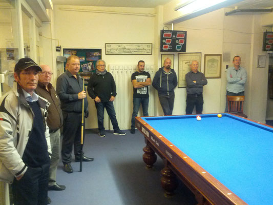 und bekommt seinerseits grosse Aufmerksamkeit